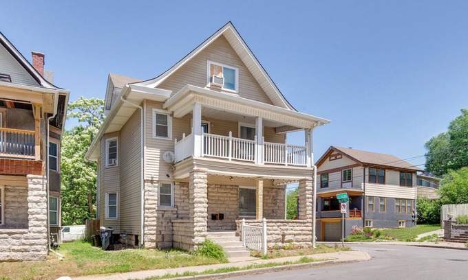 North Hyde Park Apartment | Modern 2BR Kansas City Condo Near Downtown