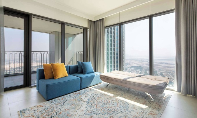 Za'abeel 2 Apartment | Modern 2BR w/City Views in Downtown Dubai!