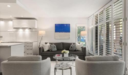 Aspen Apartment | Modern 3 Bed Condo with Mountain Views