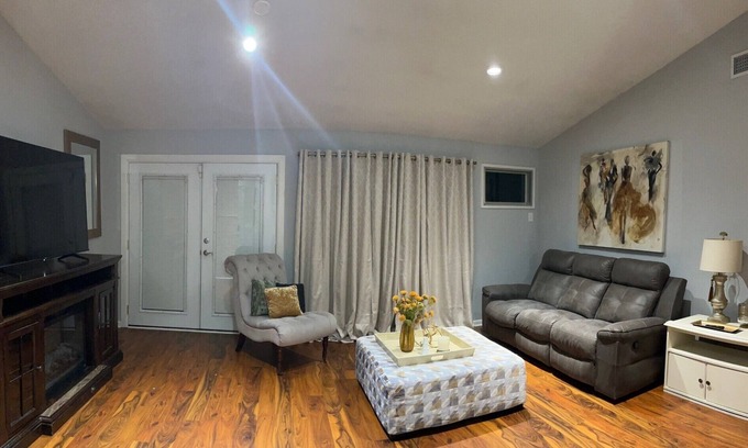 Shreveport House | Modern 3-bedroom house in charming Shreveport