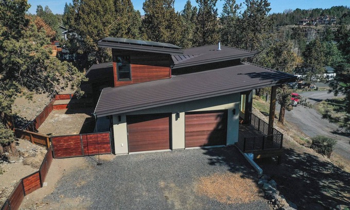 Tumalo House | Modern 3-bedroom house with WiFi, AC in Bend/Tumalo