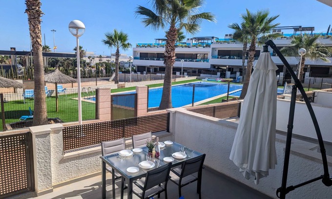 Los Balcones House | Modern 3 Bedroom Townhouse with Communal Pool LB24