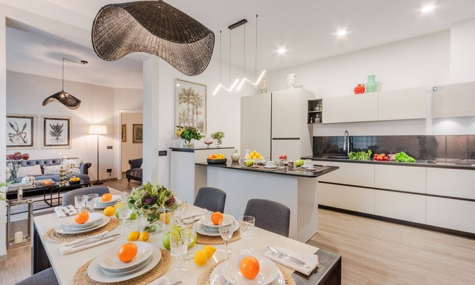 Lucca Historical Center Apartment | Modern 3 Bedrooms Apartment with Terrace inside the Walls of Lucca