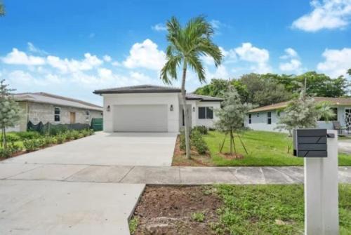 Fort Lauderdale House | Modern 3BED 2BATH House in Fort Lauderdale