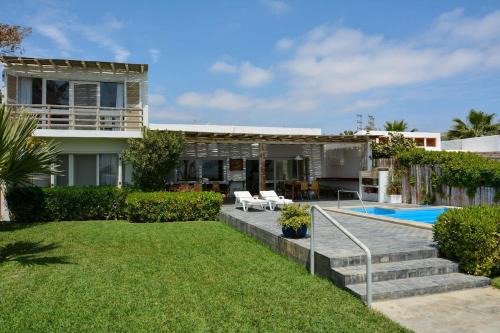 Pisco Apartment | Modern 5BR House with Private Pool in Paracas