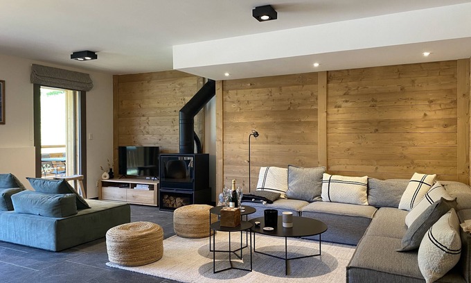 Chatel Apartment | Modern and cozy apartment in new construction. Proximity to the center