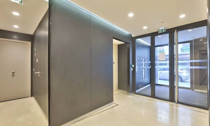 Republique–Point-du-Jour Apartment | Modern and Cozy Flat in Boulogne/2steps From Paris