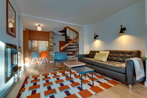 Cambridge City Centre House | Modern and Stylish Townhouse in City Centre Pass the Keys