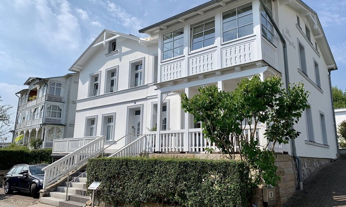Sassnitz Apartment | Modern apartment by the sea in the old town of Sassnitz (FW2)