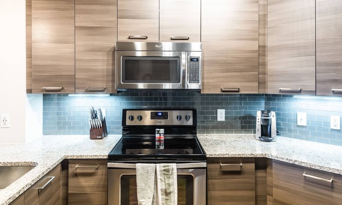 Plaza Midwood Apartment | Modern Apartment in Prime Location (ID8181X74)