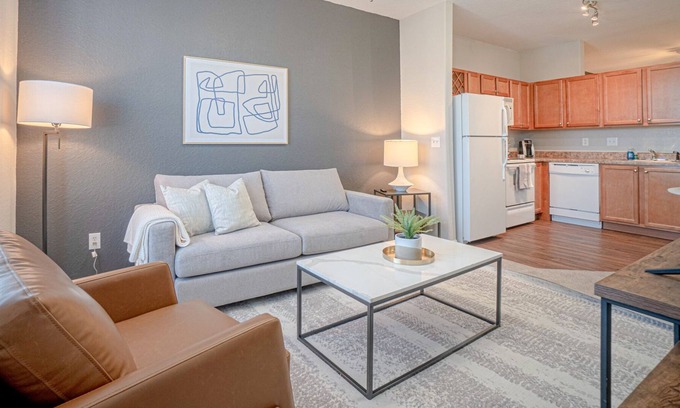 Antioch Apartment | Modern Apartment in Prime Location (ID5647X39)