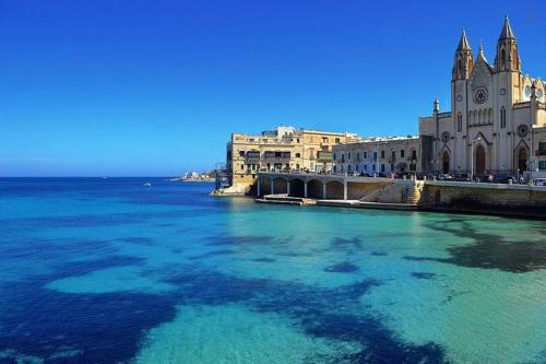 Il-Balluta Apartment | Modern Apartment in the Best Location, Perfect for Families