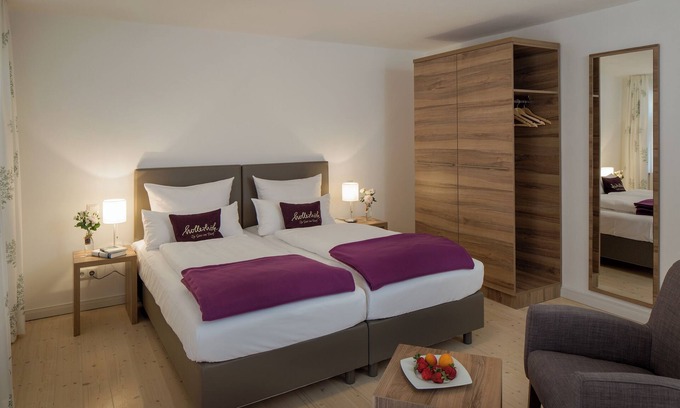 Kemnath Apartment | Modern apartment in the middle of three nature parks - WLAN included.
