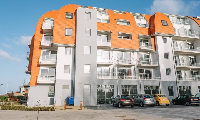 Zeebrugge Apartment | Modern apartment with a dishwasher located in Zeebrugge