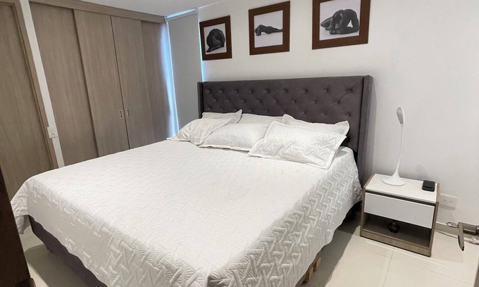 Cali Apartment | Modern apt in Cali w/3 comfy beds & A/C in all rooms for restful stay