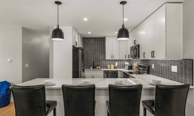 Scenic Heights Apartment | Modern Arvada Duplex | Chic + Central