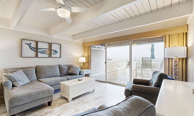 Midtown Ocean City House | Modern Beach Condo w/Private Washer/Dryer, Free WiFi, Central AC, & Balcony