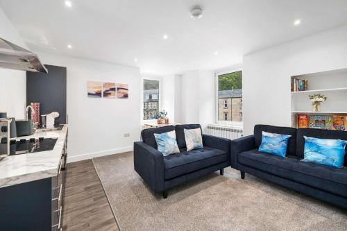 Oban Apartment | Modern & Bright 2BR Flat - Short Walk to Town