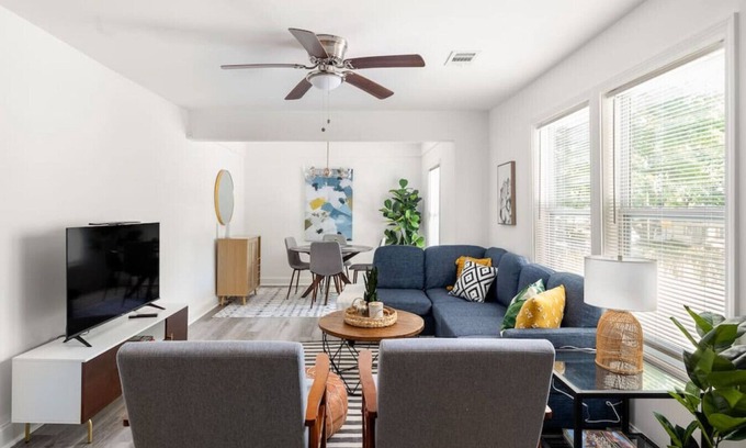 Lakewood House | Modern Bungalow Minutes from Downtown Atlanta and Lakewood