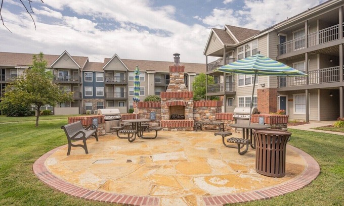 Amarillo Apartment | Modern Comforts 2B2B Fast Wi-Fi