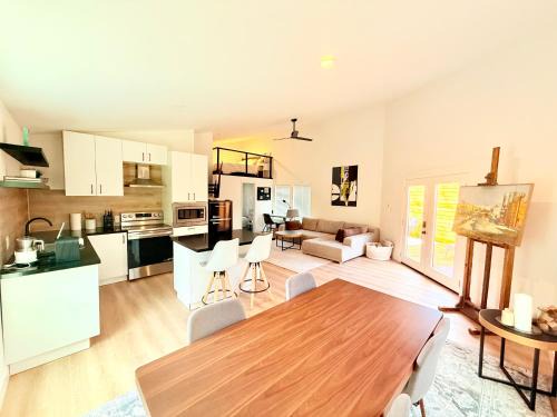 Ponderosa Forest Villa | Modern cottage for 4