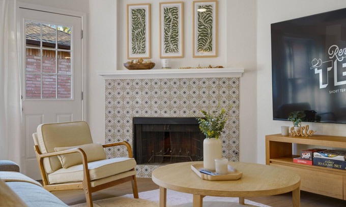 Round Rock Apartment | Modern & Cozy Retreat in RoundRock