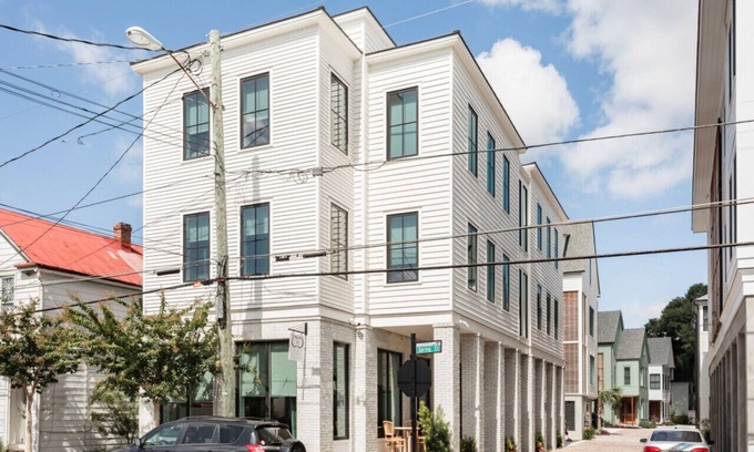 Cannonborough Elliotborough Condo | Modern Downtown Charleston Condo