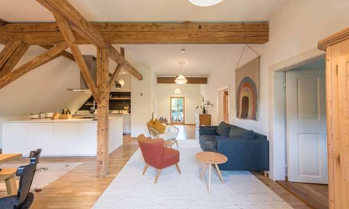 Siegsdorf Apartment | Modern Dream Holiday Apartment with Balcony & Wi-Fi