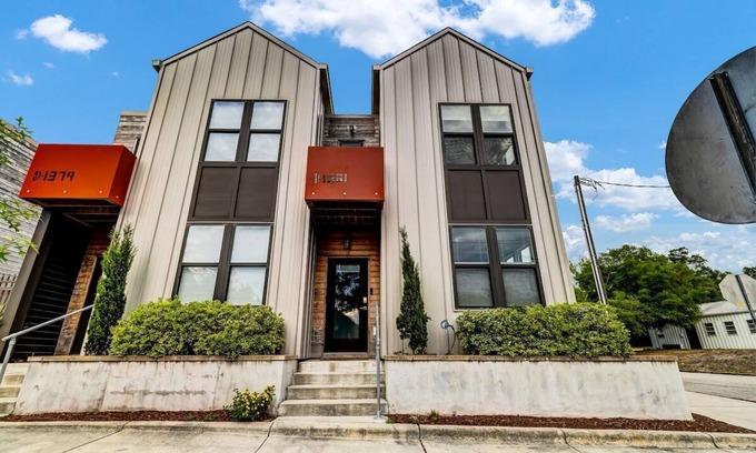 Wilmington Condo | Modern Flat - Downtown