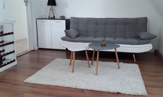 Stuttgart Apartment | Modern furnished 2-room apartment Top floor apartment in 70376 Stuttgart-Münster