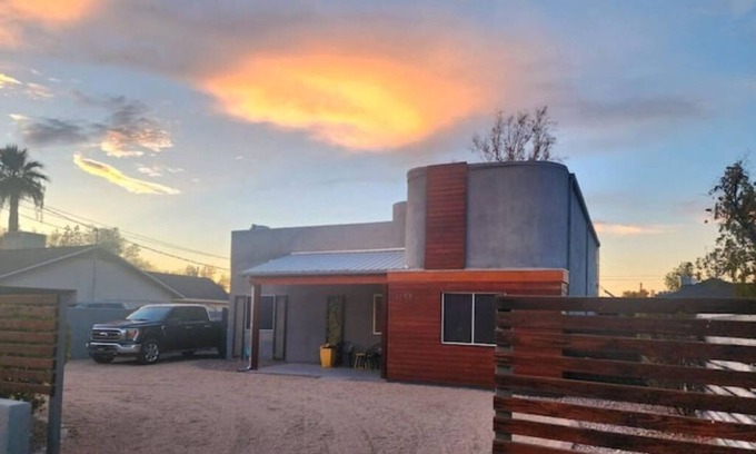 Encanto House | Modern Industrial House + Guesthouse in Midtown