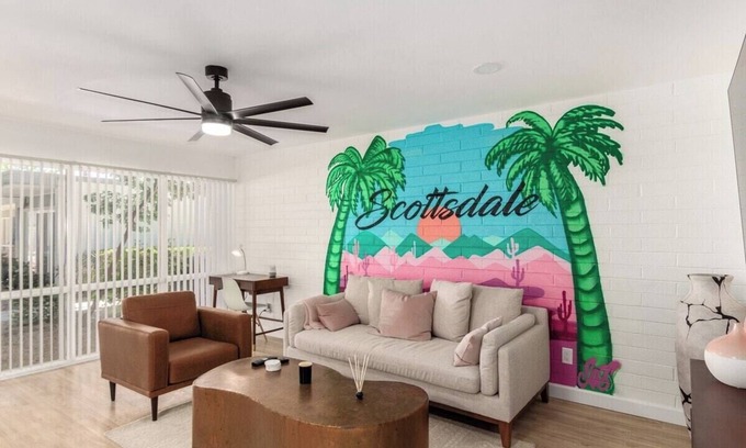 Heatherbrae House Apartment | Modern-Industrial Old Town Condo w/Pool, & W/D