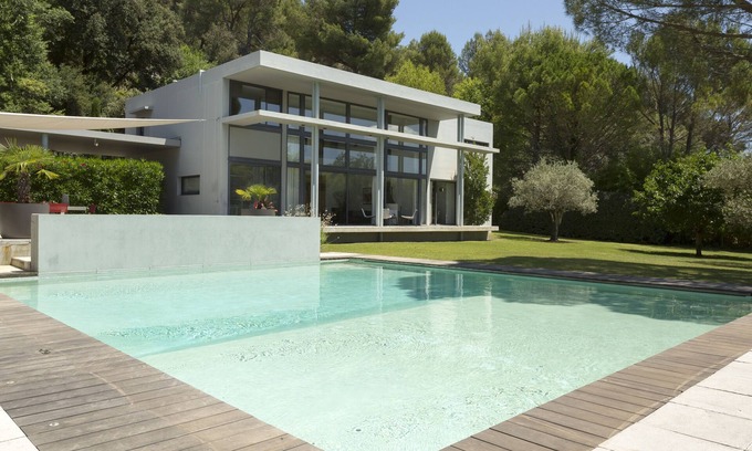 Cadenet House | Modern Luxury House in Provence