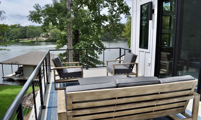 Killen House | Modern Luxury in brand new home on Shoals Creek