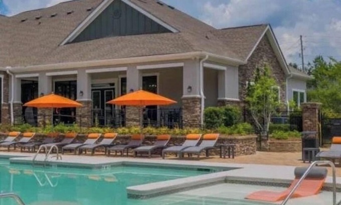 Sand Ridge Apartment | Modern luxury themed two bedroom apt in the city! Gated-Pool-Fast Wi-Fi