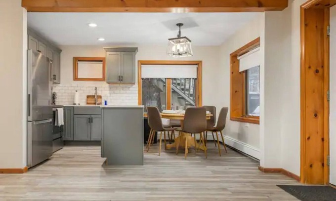 West Dover Ski Chalet | Modern Luxury Villa Near Mount Snow. Your Vermont Retreat Awaits!