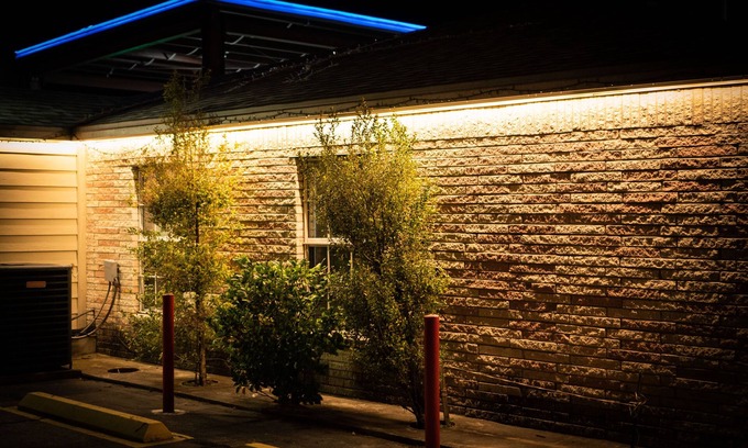 South Side Hotel | Modern Motel