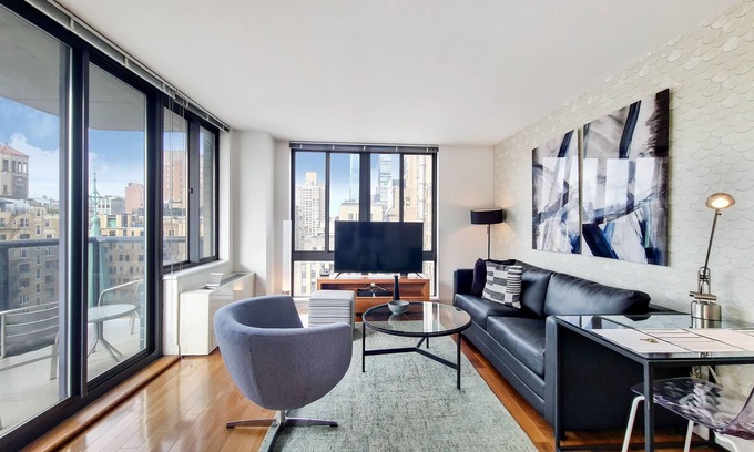 Flatiron District Apartment | Modern One Bed In Gramercy Park High-Rise