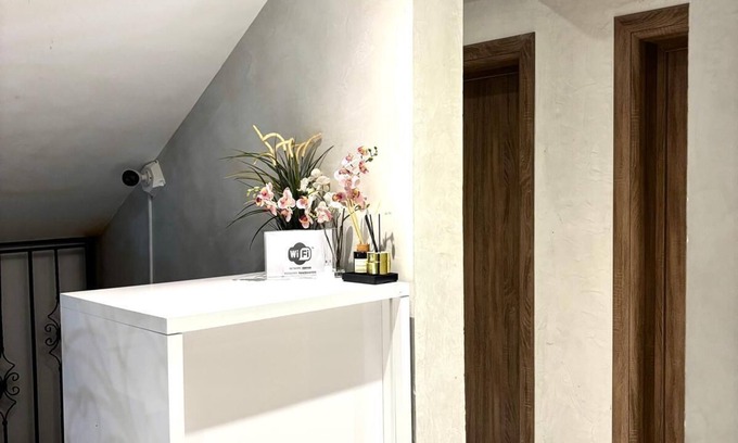 Vozdovac Apartment | Modern One-Bedroom Retreat – Walk to Everything