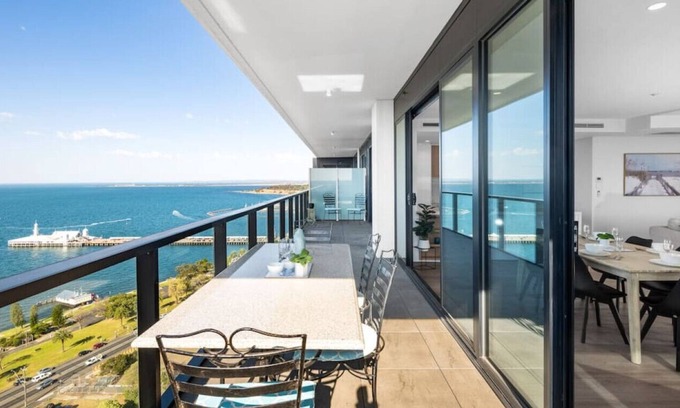 Geelong Apartment | Modern, Spacious 2BR Apartment with Ocean Views