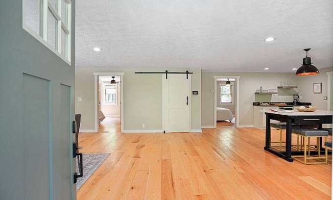 Laurelville Cabin | Modern, spacious and secluded 7 acre retreat!