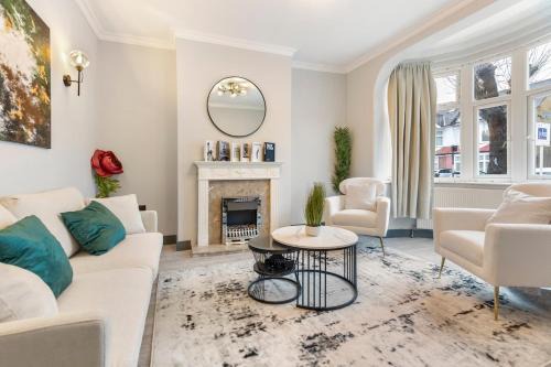 Eltham Apartment | Modern spacious House next 02 Arena And LCY