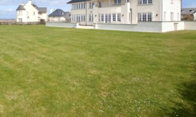 Aberlady House | Modern & spacious villa in the heart of Scotland's Golf Coast