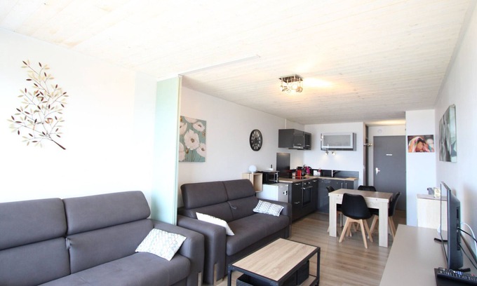 Chamrousse Apartment | Modern Studio for 4 with Balcony near Ski Slopes in Chamrousse
