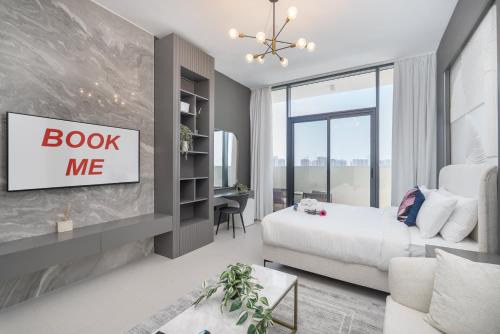 Dubai Apartment | Modern Studio Retreat in Al Furjan - Sleeps 2!