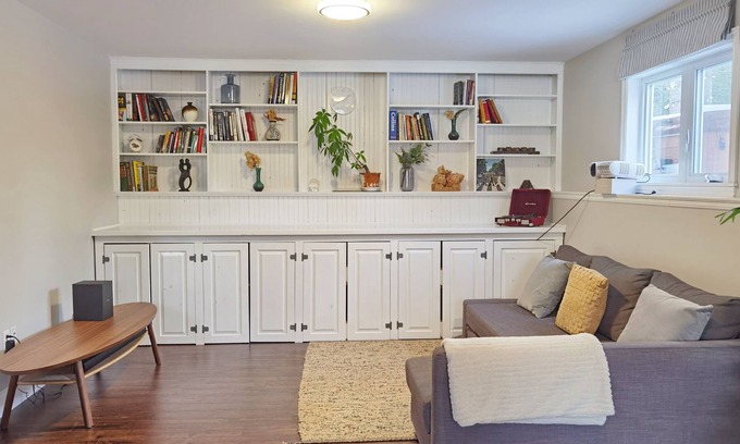 Hammonds Plains House | Modern suite with 2 bedrooms closing to everywhere