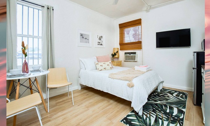 Westlake Apartment | Modern Sunlit Studio Near Downtown LA!