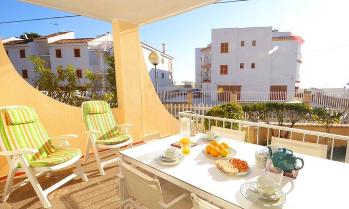 Alcudia Ski Chalet | Modern terraced house by the sea with wifi, AC and garden, in Playas de Muro