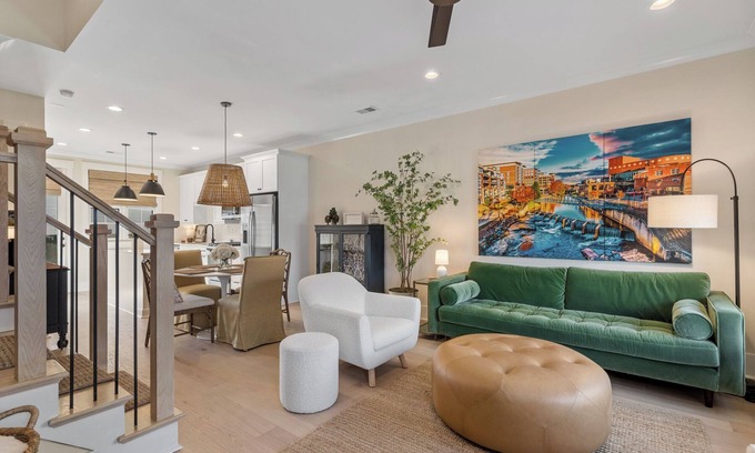 Hampton-Pinckney Historic District House | Modern urban retreat in Downtown Greenville!