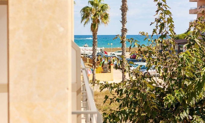 Can Picafort Villa | Modern villa located a few meters from the sea, in Can Picafort.